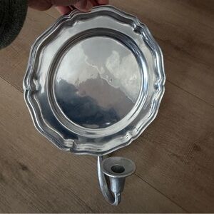 Wilton Armetale Queen Anne style Wall Sconce 10” Pewter Plate Candle Holder